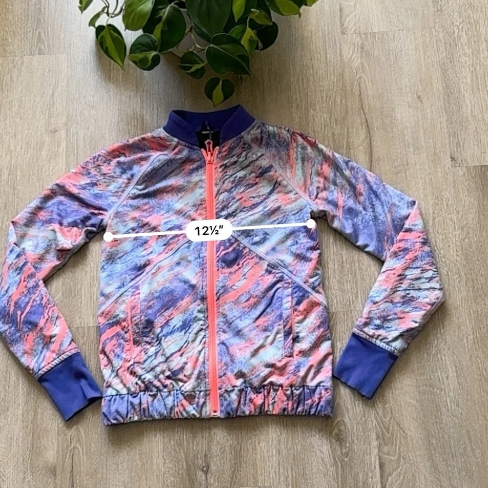 Lululemon Ivivva Girls Printed Jacket size 7